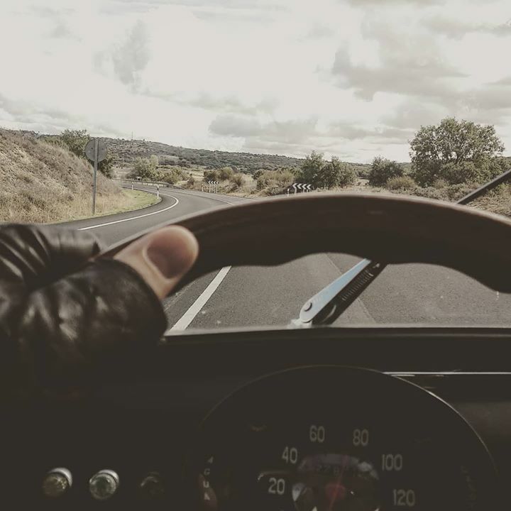 mi6cientosblog's tweet photo. Paz y libertad...
#seat600 #seiscientos #seatseiscientos #mi6cientos #6cientos #mi6cientosblog #bólido #pelotilla #cocheclasico #clasicos #vehiculoclasico #instacar #carvintage #coche #spanishcar #picturecar #road #seat600 https://t.co/5XPuSgLTwZ