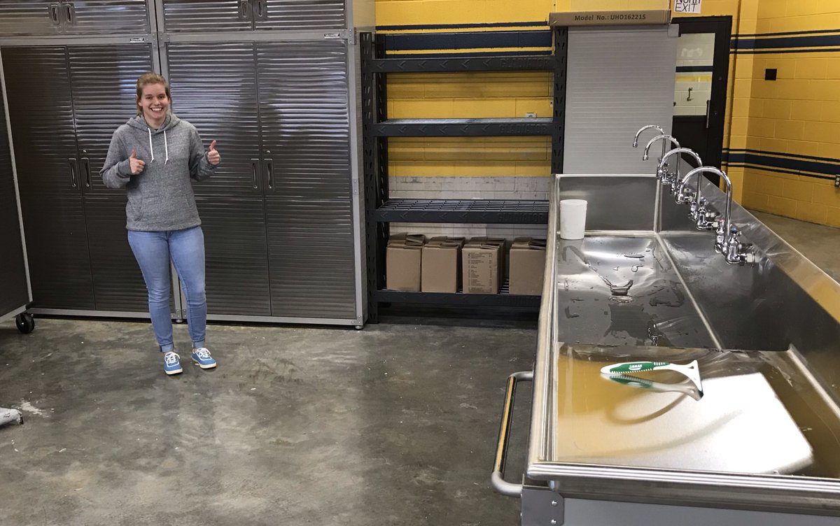 CGroveBraves's tweet photo. We, along with art teacher Amanda Vroman, are excited for the newly-installed sink basin and storage compartments in the art room. #FineArtsMatter #GoBraves https://t.co/0MeZ4rQib9