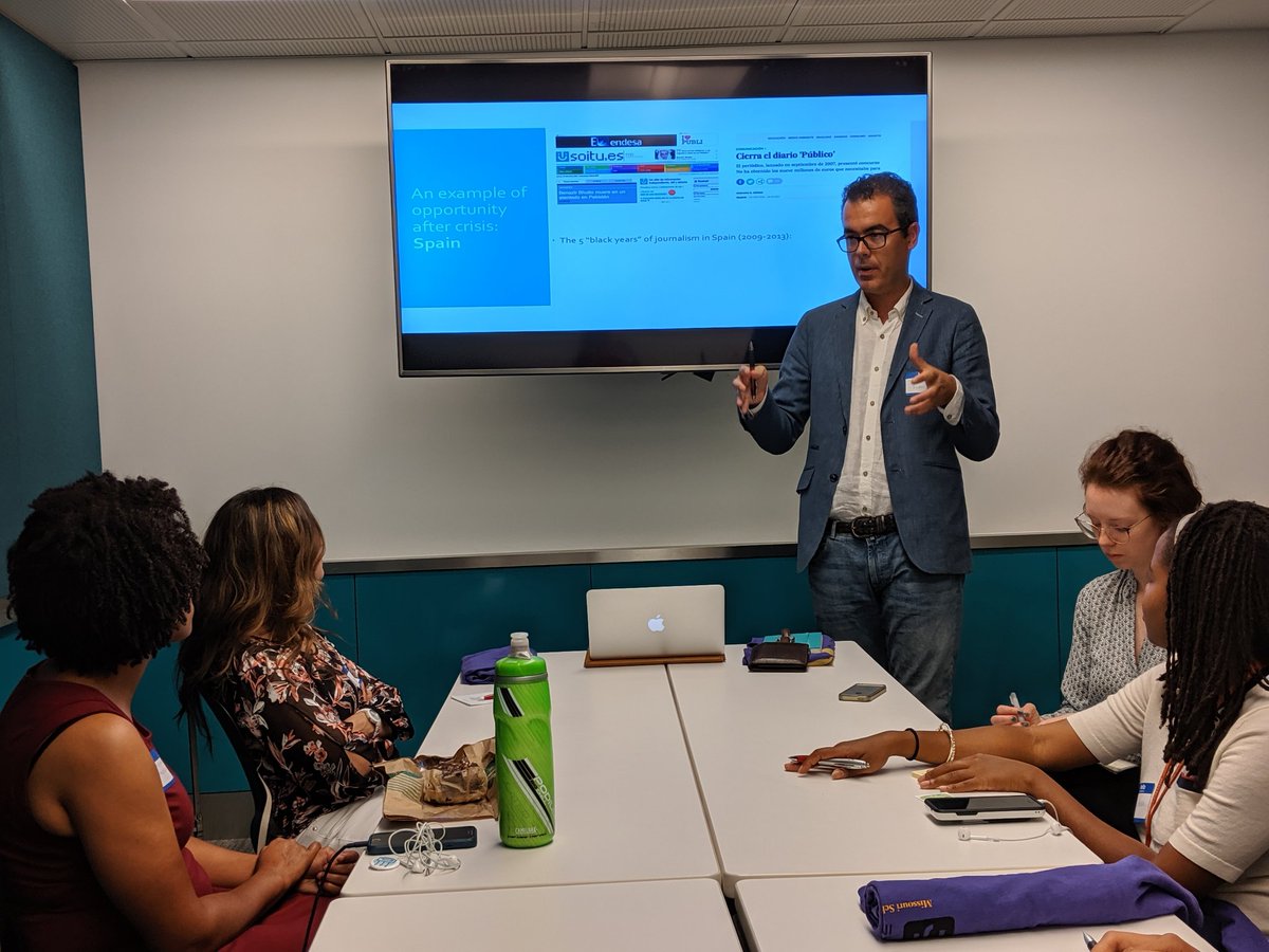 NatVanH's tweet photo. .@ONA DC is gathered tonight to chat about media entrepreneurship with @jmnoguera. #ONADC https://t.co/h6H8MqQs5G