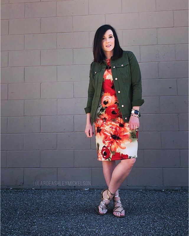 lularoeashmick's tweet photo. Today was my first day back to work from my last maternity leave.... ever. Bittersweet is the first word that comes to mind. Sad to know that means no more babies, but excited to soak up all the milestones that are to come. I didn't have time to dwell be… https://t.co/TA7qDq5DP2 https://t.co/c9F4nNAlSB
