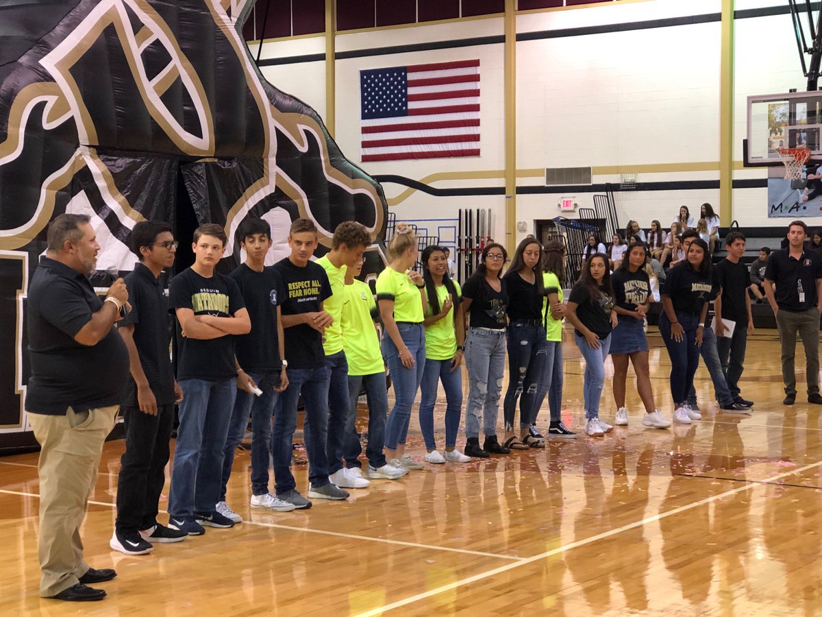 Good luck tomorrow ⁦<a href="/MatadorTennis/">MatadorTennis</a>⁩! #MeetTheMats