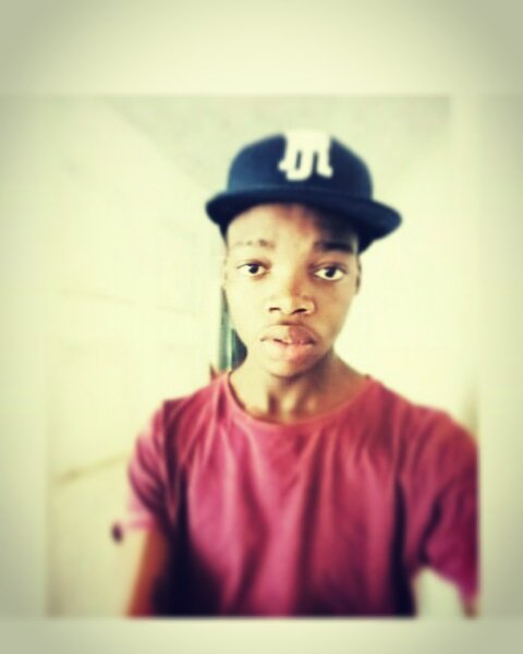 LusandahS's tweet photo. Life is moving fast for me I juhs wish I had something to slow it down... Follow L_t_the_vocalist #kasizuluboi https://t.co/94bWzwd71F