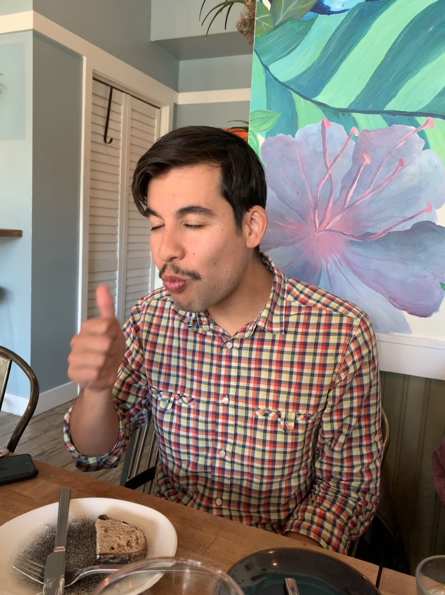 Bobakkabob37's tweet photo. Great dinner tonight with my coworkers enjoying the excellent offerings of #RichmondDistrict favorite @CassavaSF and taking advantage of the #LocalDeal that they posted on @Nextdoor

It’s not very often that we get to slow down, enjoy a good meal, and just catch up with coworkers https://t.co/wvJqn7Dz4Q
