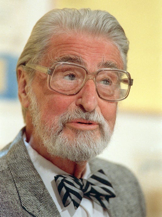 deathbyhibachi's tweet photo. American entertainer #DrSeuss died from #cancer #onthisday in 1991.
#otd #TheodorSeussGeisel #author #writer #cartoonist #poet #animator #artist #TheCatintheHat #TheoLeSieg #RosettaStone #TheophrastusSeuss #HortonHearsaWho #HowtheGrinchStoleChristmas #GreenEggsandHam #Seuss https://t.co/oPhmbrjYLe