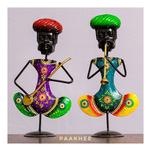 Paakhee is known for its exquisite collection of figurines and sculptures
#handicraft #handmade #art #handicrafts #handicraftshop #interiordesign #luxury #handicrafted #handicraftlover #handicraftmarket #india #shop #music #instagood #home #homemade #homedeco #musician #music