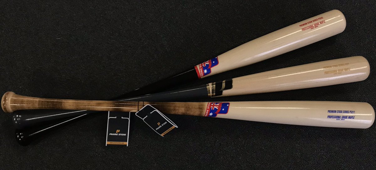 More 🇨🇦 bats but from <a href="/PRAIRIESTICKS/">Prairie Sticks Bat Company</a>

Finishing and colour combinations are👌

🔗fielderschoicevicact.com/collections/ne…

#fielderschoice #fieldersdoitbetter #fielderschoicevictoria #prairiesticksbats