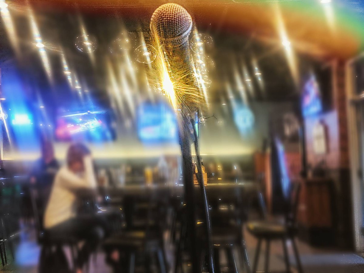 craftedbbyyc's tweet photo. The view from the hot seat, who's coming by tonight to show us some talent? 7PM-10PM every Monday! 

🍻🍻🍻
#mondaymicnight #mondaymotivation #craftedyyc #micnight #openmicnight #letsgo https://t.co/u081dEziIY