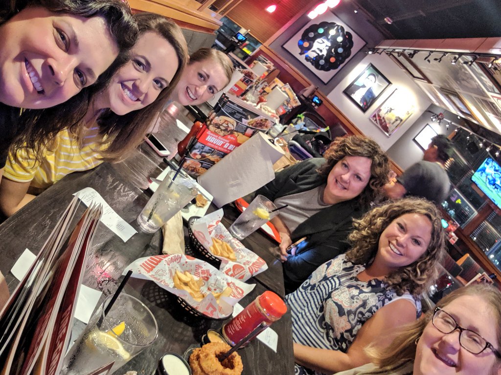 CounselorCxn's tweet photo. Fun times at #tnscali2019! Great learning and great friendships! https://t.co/Fc7gKxU5YX