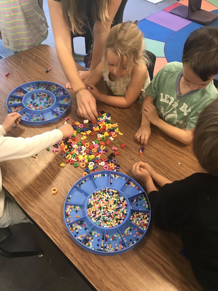 HeatherScandale's tweet photo. Getting  our Peace Flags ready. @CVSDVT @wsdvt #cvsdvt #peaceislikeariver #batik #letterbeadsarethebest https://t.co/M3SE7BLkpM