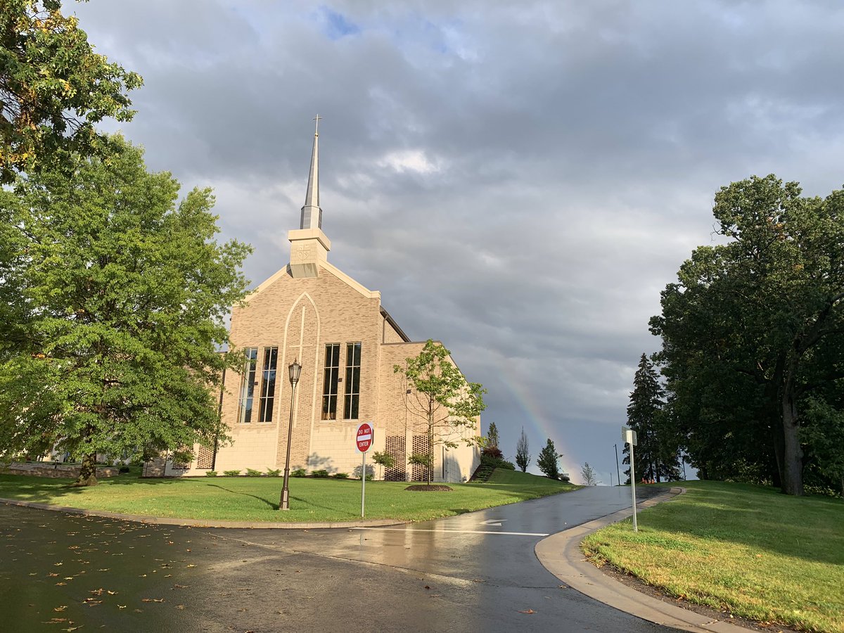 A beautiful sign of great things to come after the launch of Fisher Forward and a successful Alumni and Family Weekend. #fisherfamily #fisherforward