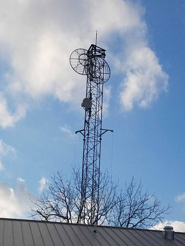 KTTSJoe's tweet photo. Now in the KTTS 24-hour @KTTSNews center on @KTTS947fm and 104.1 FM @NewsTalkKSGF. https://t.co/jnILefPF38