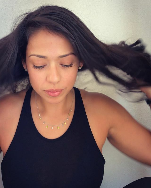 _roamingyogi's tweet photo. The Autumn Equinox marks the transition from summer to fall. Soon we’ll see the leaves start to change color and the trees begin to shed those leaves 🍂🍁⠀
⠀
It’s a time of transformation, which makes it the perfect time to connect to your authentic se… https://t.co/RoHM4gvjVB https://t.co/INFE91E22o