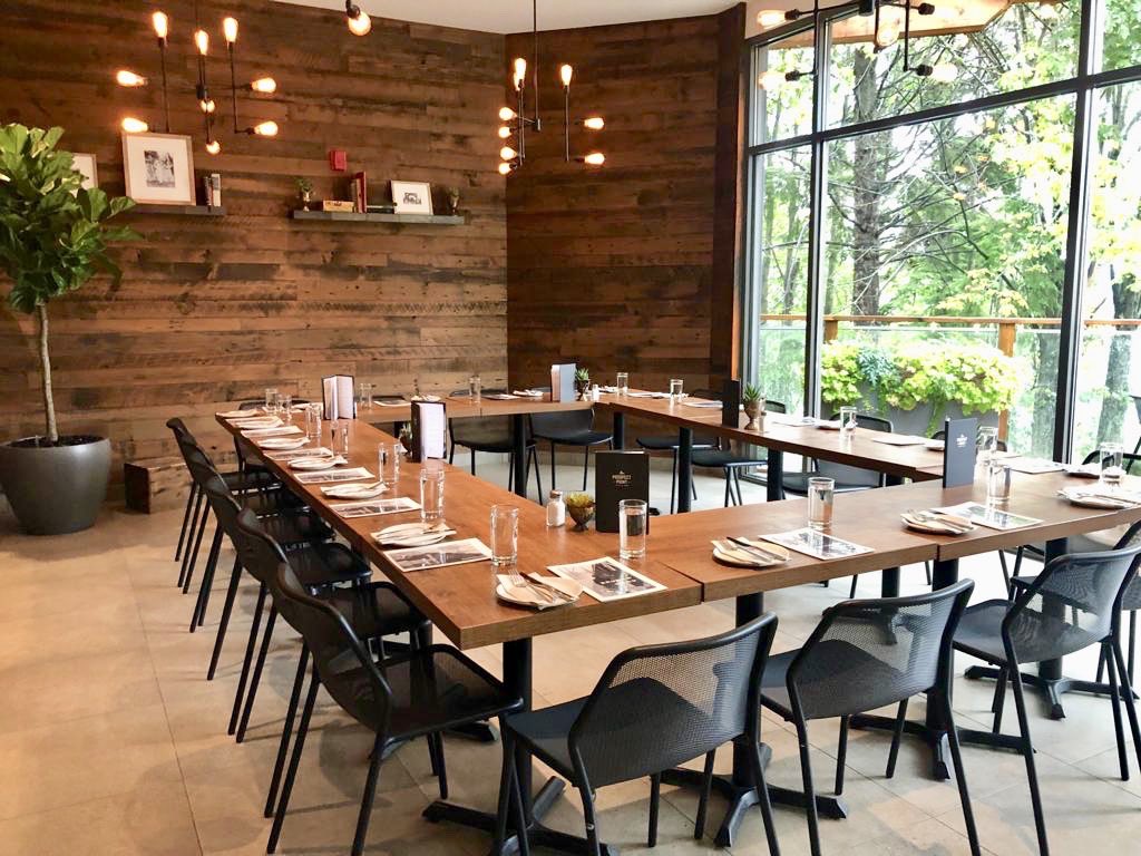 I really enjoyed my private tour of Vancouver this morning, followed by a delicious lunch at <a href="/Prospect_Point/">Prospect Point Stanley Park</a>. Even on a gloomy day, the greenery of this city can brighten up any photo! 

<a href="/rmountaineer/">Rocky Mountaineer</a> <a href="/MyVancouver/">Destination Vancouver</a> #ttot #luxurytravel