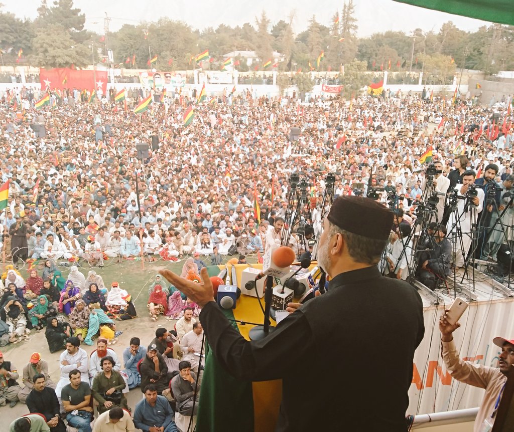 BSOChairman's tweet image. شکریہ #Balochistan
22ستمبر2019
شہیدنواب امانﷲزہری ودیگرکی یادمیں احتجاجی جلسہ عام  میں عوام کی تاریخی شرکت سرداراخترجان کی قیادت
6نکات پراعتماد جئےعوام
جئے @sakhtarmengal 
@BNationalparty 
تشکر 
#balochistanunity 
@dw_urdu @BNP_Office @HamidMirPAK @PakPressWatch