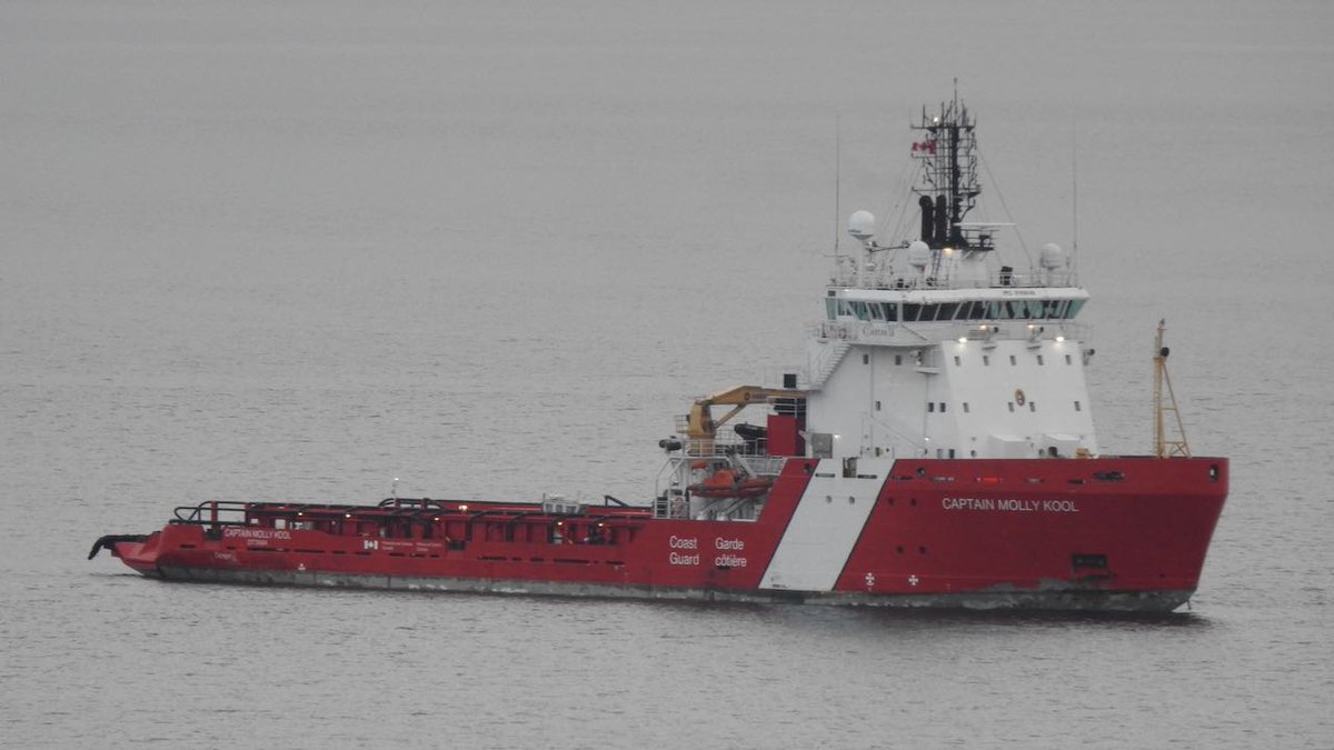 FrankReardon1's tweet photo. @CoastGuardCAN Canadian Coast Guard the "Captain Molly Kool" #Iqaluit #Nunavut #MollyKool #CCG SEP.23.2019 #ShipsInPics @Shipspotting_Ca https://t.co/4I7dGbaYbr