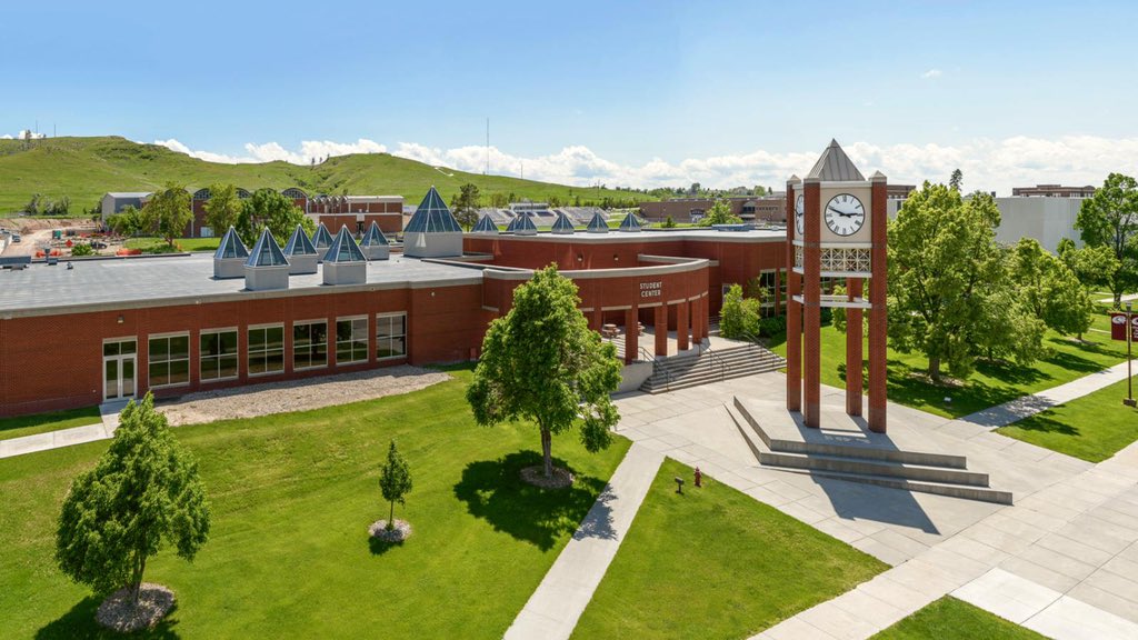 EmMeTtE_PaGe's tweet photo. Blessed to receive my first offer from Chadron State!! https://t.co/pmnv0WOZy1
