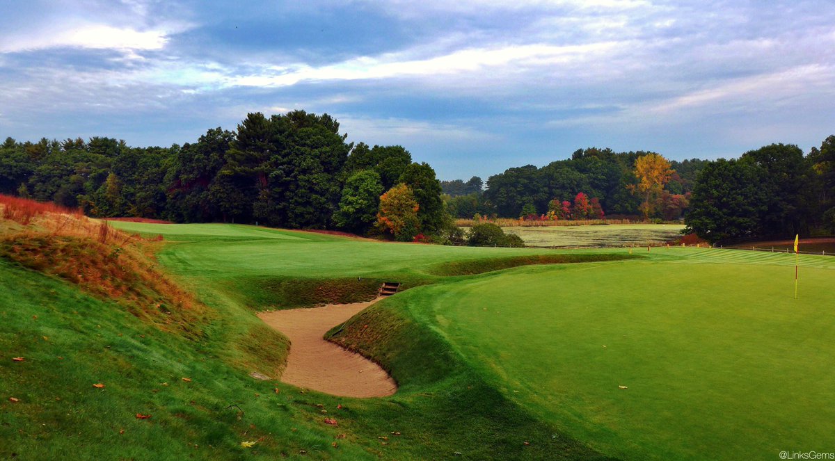 LinksGems's tweet photo. Itโs the first day of fall! The favorite season of most golfers begins today, and what better way to celebrate than with some fall photos from the northeast, starting with my favorite course in New England, the venerable Herbert Leeds-designed Myopia Hunt Club. A magical place. https://t.co/wfh8oVjd2D