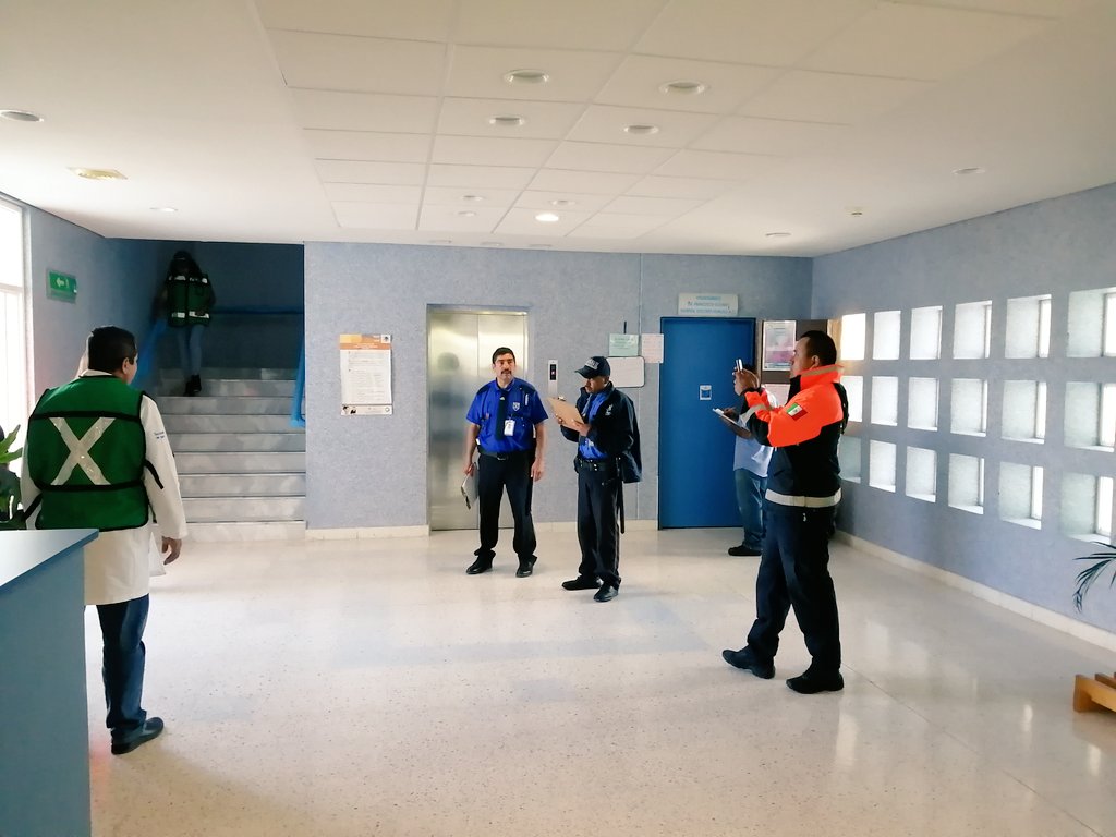 PC_DolHgo's tweet image. El día de hoy personal de @PC_DolHgo evaluo el simulacro de evacuación parcial (área de gobierno) con hipótesis de sismo del Hospital General Dolores Hidalgo de la @SaludGuanajuato en @DoloresCuna se evacuaron un total de 37 personas