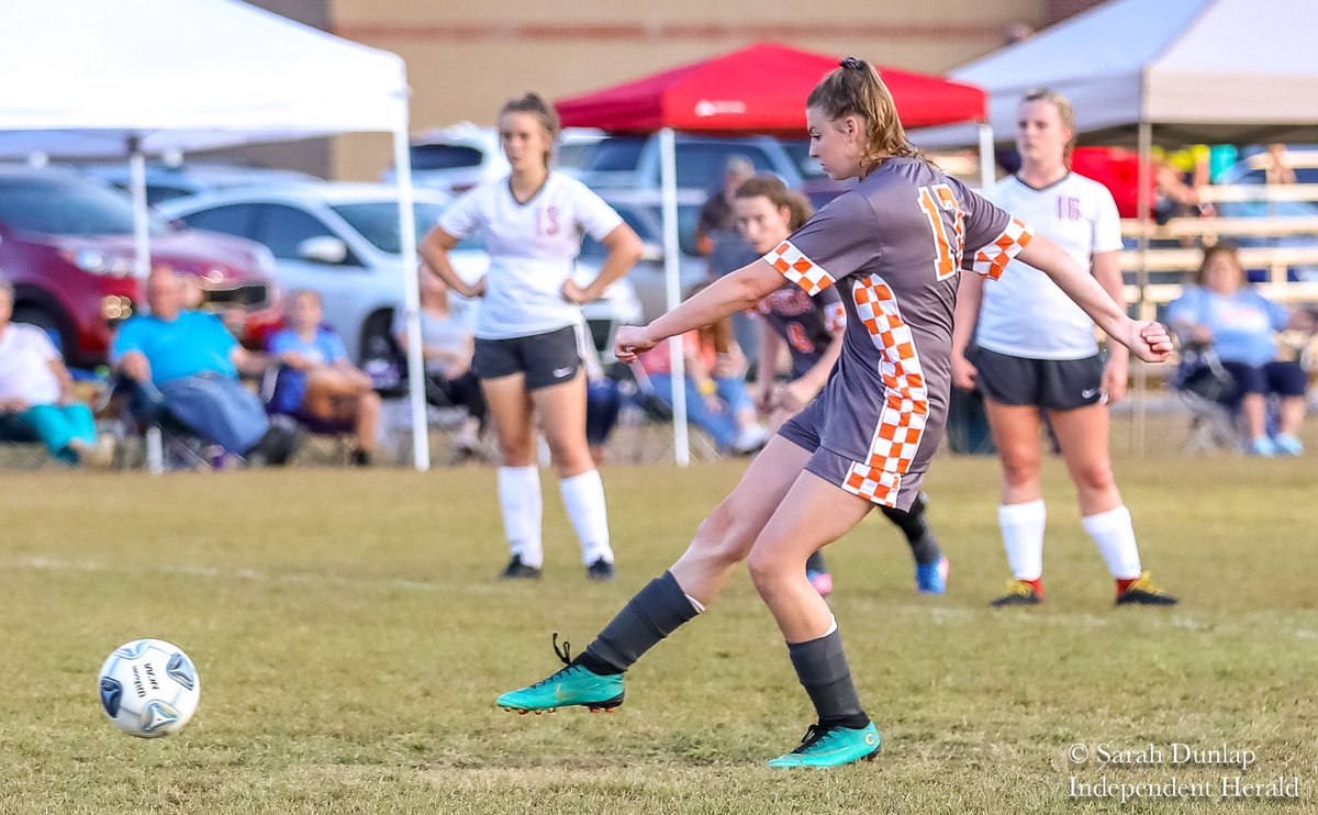 Closing in on the record! Goal #53 tonight for my niece <a href="/_macydunlap/">Macy🫧</a> 🤗❤️💪🏼 <a href="/IHVarsity/">IH Sports Network</a> <a href="/indherald/">Independent Herald</a>