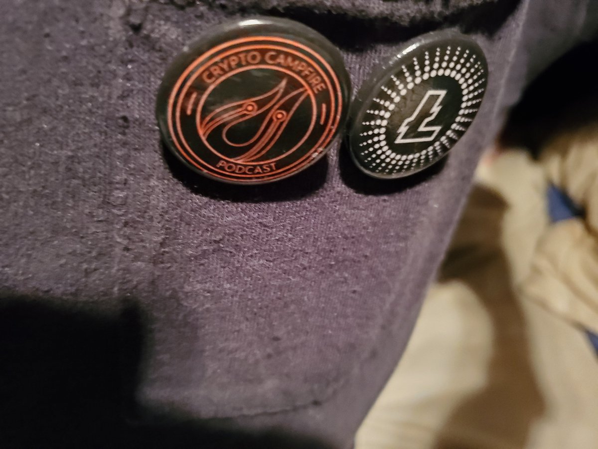 PaulieP2's tweet photo. SOMETIMES I LOVE FREE STUFF!! NOT OFTEN BUT THESE, THANKS TO @cryptocampfire PODCAST WERE MADE AVAILABE AT #COINVENTION. THANKS FELLAS
BEEN SPORTING THEM ALL DAY. @CustCarptry @_theperfesser I ENJOY YOUR PODCAST TREMENDOUSLY! πββ€π https://t.co/bVJJIwukVQ