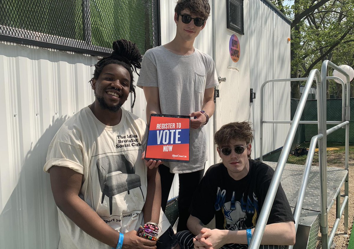 today is #NationalVoterRegistrationDay! register to vote at HeadCount.org. #TheFutureIsVoting @HeadCountOrg