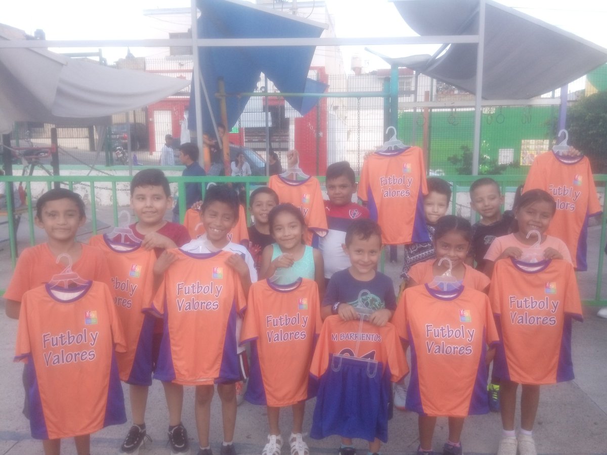 campeonescausa's tweet photo. Sigue Creciendo la Familia, Bienvenidos Oficialmente #FutbolyValores #VidaSana #VamosPorMás https://t.co/PjSMN6ChdP