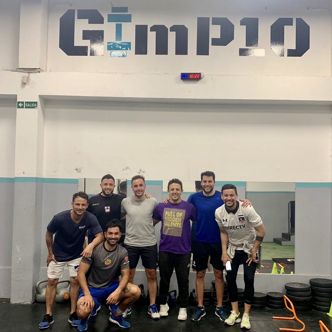 SalsabacheFC's tweet photo. 🏋🏻‍♂️ | Acá nadie baja los brazos.
Esto es el Salsa!!

#SalsaEntrena
#Salsabache2019
#GimP10 https://t.co/PKiJCWiy6Z