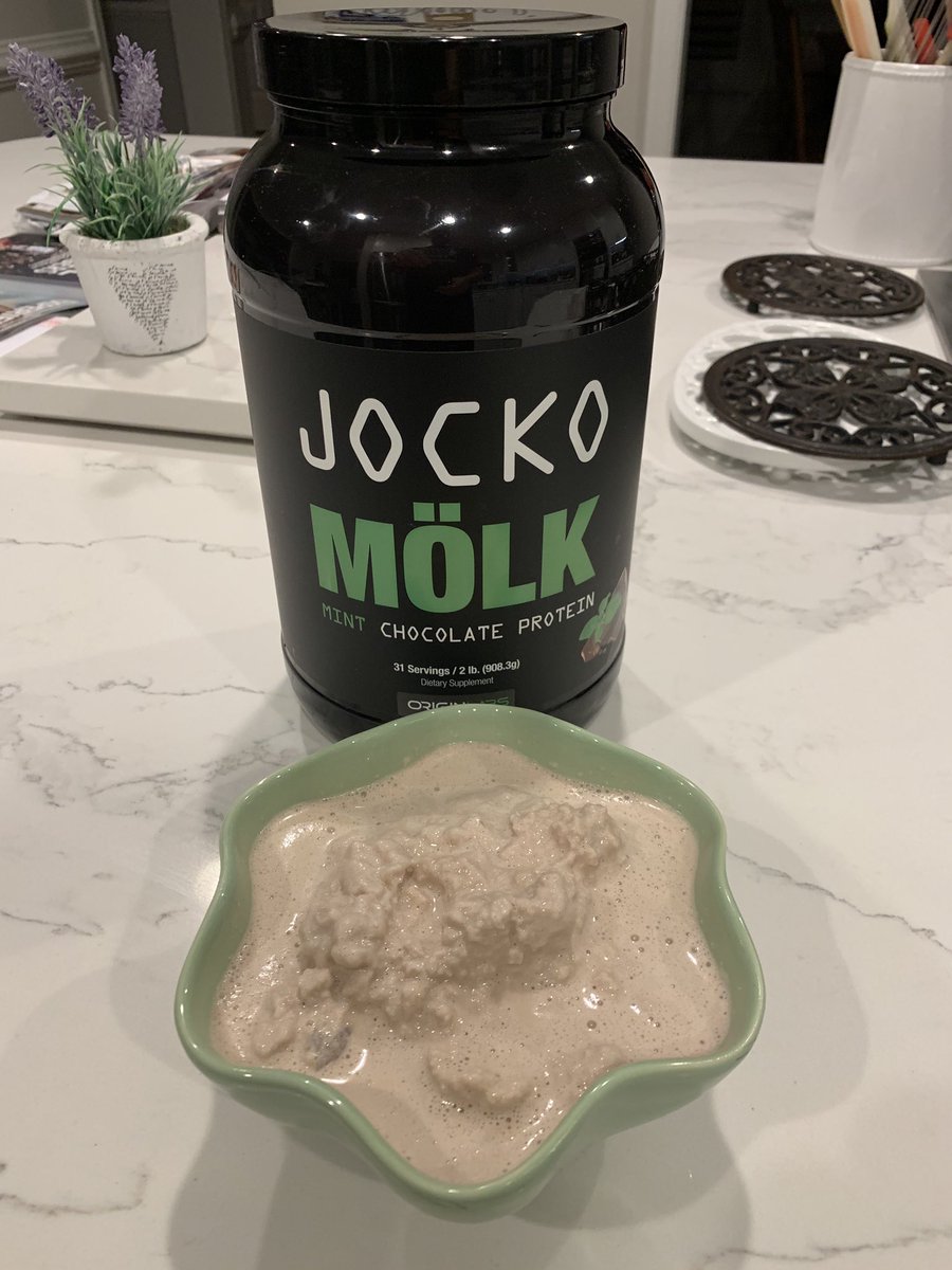 Steel__Will's tweet photo. Mint Chocolate MolkCream. Seriously Legit https://t.co/pbeedDZHxC