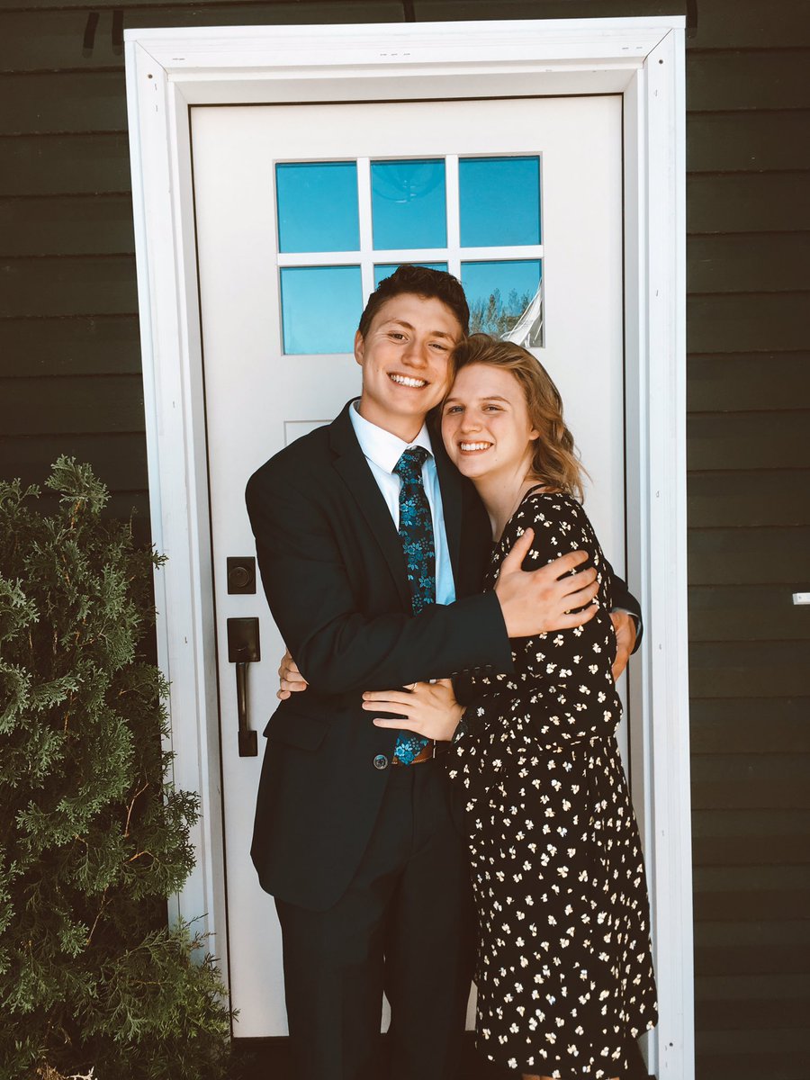 tayt_2's tweet photo. called carter for the last time just now. we prayed together and we cried our hearts out. i am going to miss that man so much but i am so proud. stay safe my love, i will see you soon❤️❤️ https://t.co/pnq5IBNFF5