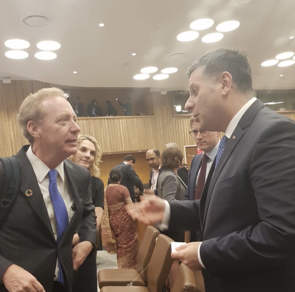 Planning this evening in NY Brad Smith’ s, President of MICROSOFT, visit in Bucharest next year.  Brad is the President of Microsoft, concurrently serving as chief legal officer. Brad Smith has been called one of the most influential lawyers in the United States.