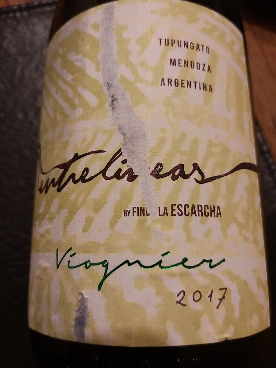 aviongonzalez's tweet photo. Muy rico  vino. Buena acidez y mucha fruta. Todo bien equilibrado. Para disfrutar... https://t.co/Kg9tFATOjF