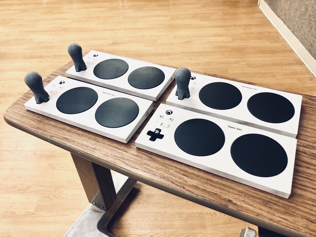 DanielleCTRS's tweet image. Game Night Pre-Builds 🎮🤘🏼@CraigHospital with @mikethequad #XboxAdaptiveController #XAC #A11Y #GamingForEveryone
