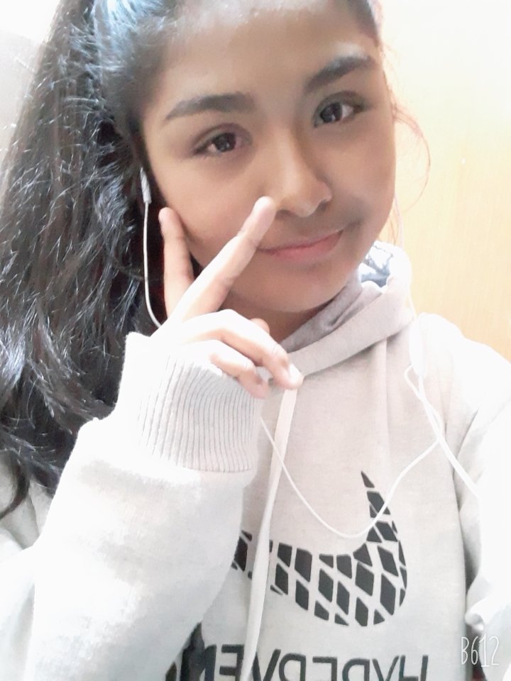 Belen27426257's tweet photo. Solo sonríe y todo saldrá bien 😁💫👌 https://t.co/TBV2tNiLv3