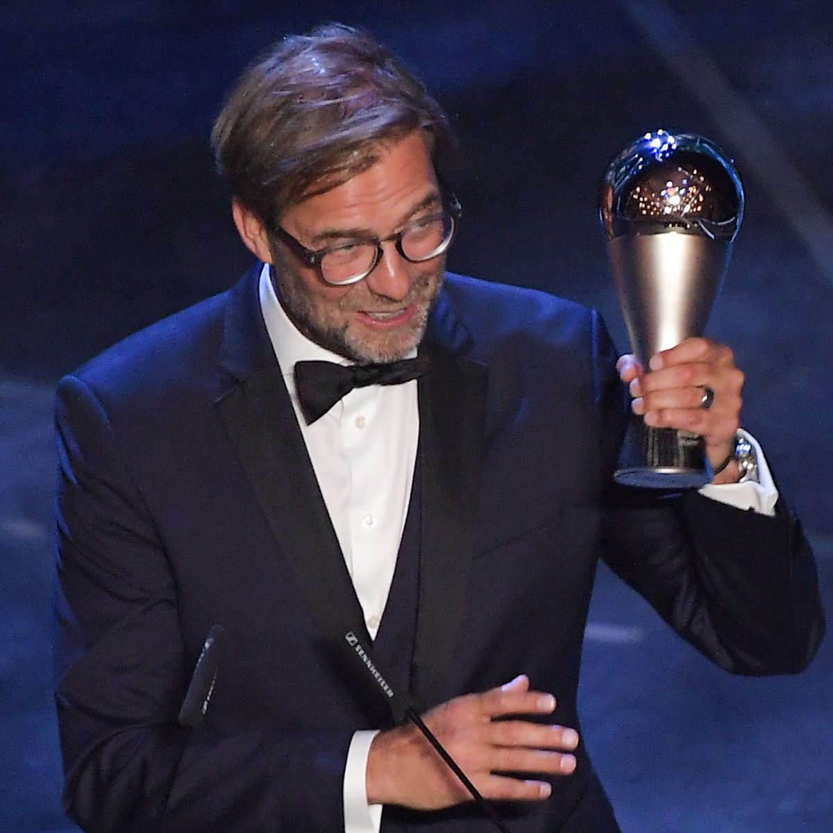 mcfctoronto's tweet photo. Not a single player in #FIFABEST 11
Defeated the #FIFABEST manager in 3/4 competition they contested.
Won unprecedented #domestictreble
Guess what #Pep needs an award from another planet, the creteria on earth isn't fit for him. https://t.co/27gn3DhPtH