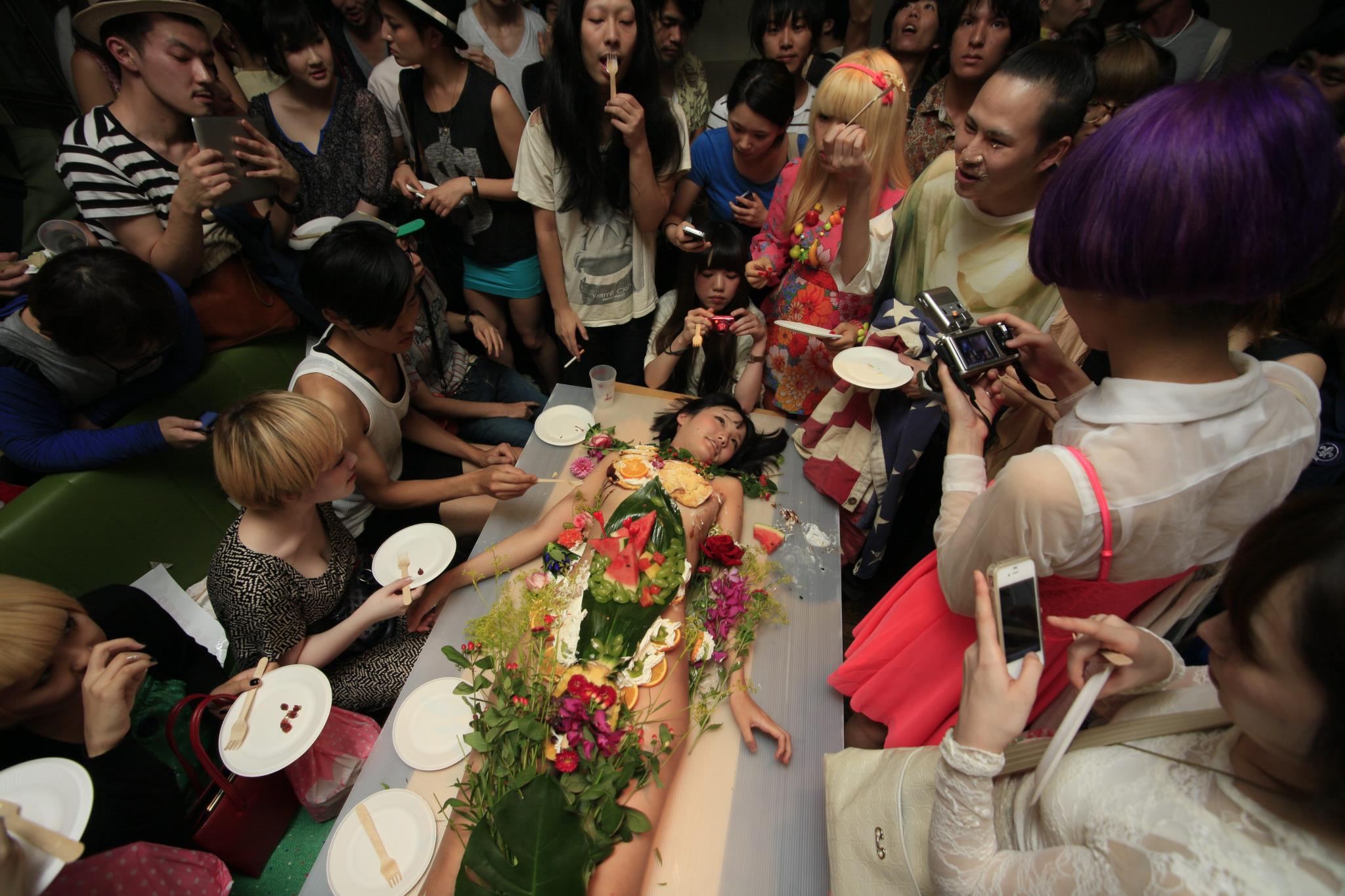 Yohei Koyama Cebu Philippines 歳 Tengaがスポンサーに 21歳 女体盛りイベント成功 22歳 船上パーティ成功 23歳 人生の転機 24歳 海外移住決断 語学留学 25歳 海外就職 26歳 旅と海外就労 27 歳 国際恋愛 28歳 ツアー会社買収 29歳 海外企業 10