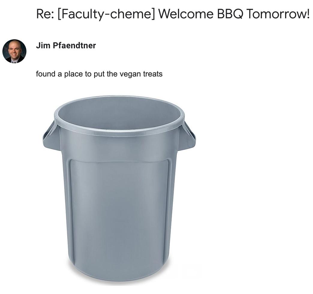 DrRagnar's tweet image. When @JimPfaendtner organises party snacks: