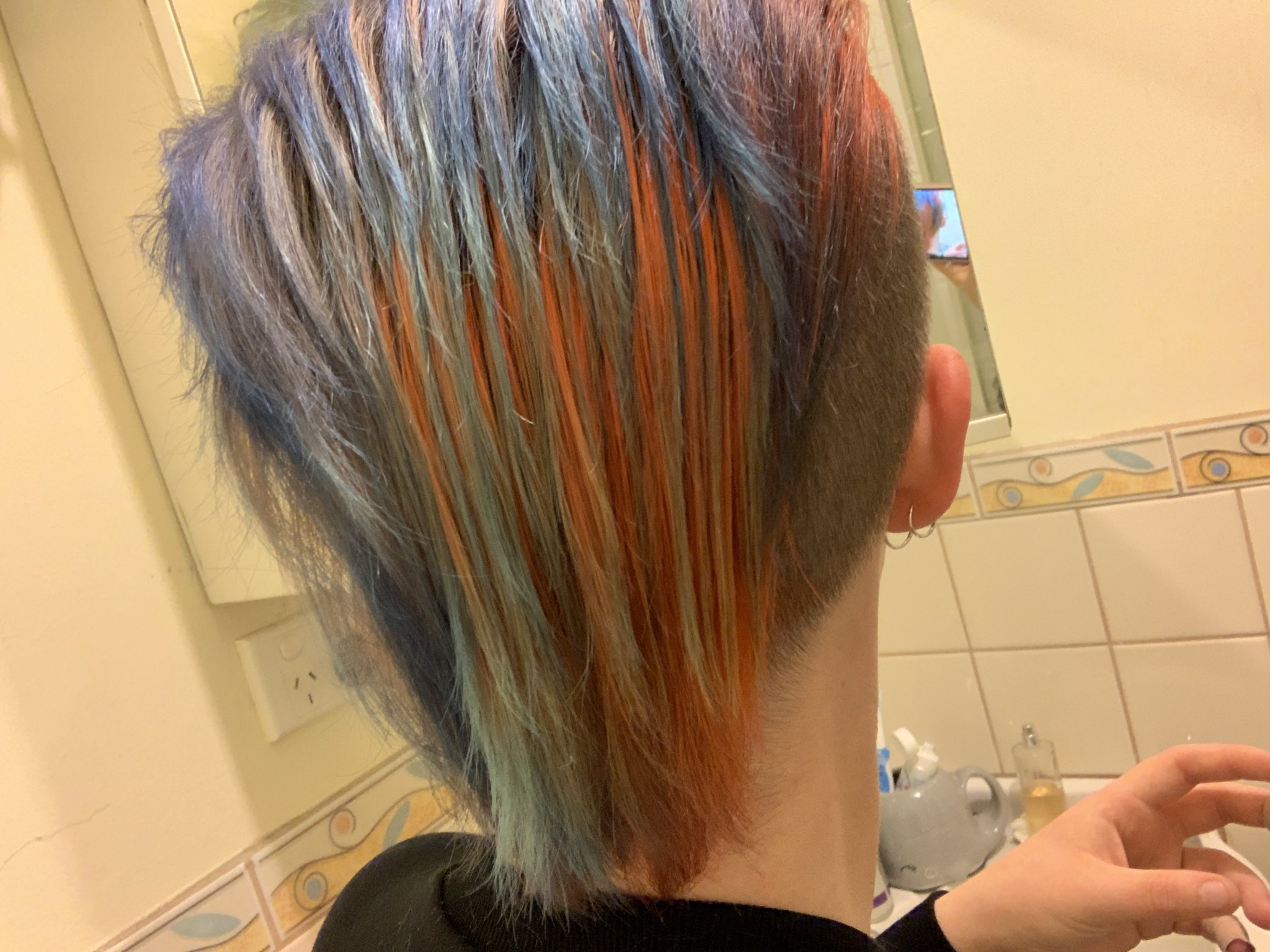 Jes Layton What I Got Half Purple Half Orange All Green And Blue And Everything In The Middle T Co Uemdjaoww4 Twitter