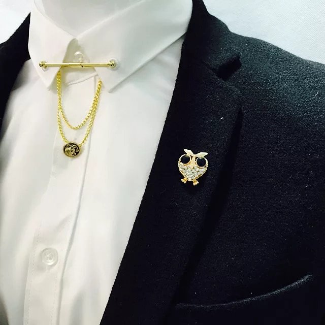 theslabbing's tweet photo. Unique Chain Collar Brooch.ONLY 1 piece,GOLD,left available
Cost:700/=
Call/SMS 0723601554
Ruto Nairobi Kindly #TuesdayMotivation #recalljohnkiarie #CorruptionInGoldLicensing Ken Okoth Huduma Dagoretti #TuesdayThoughts #HaslaMwitu #TuesdayMorning Whatsapp #KOTLoyals #KOTLoyal https://t.co/VFrrYdiEX5