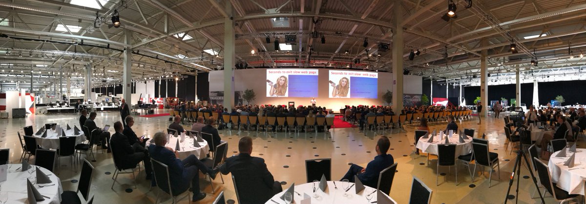 We have a full day of great speakers ahead at #FuturePromotionForum. Check back regularly to hear more about these inspiring thinkers and their view of outstanding marketing strategies for the decade ahead. The keynote just started. canon.sm/2mFGWvV