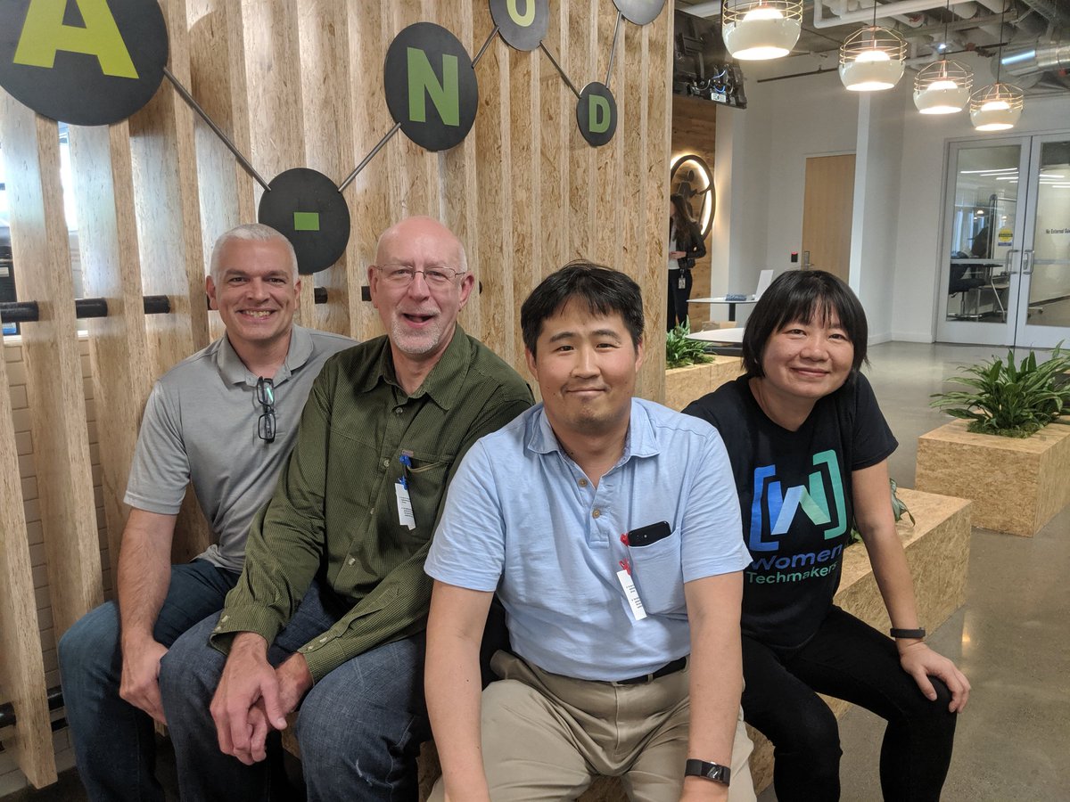 margaretmz's tweet photo. #GDGSeattle organizers group photos - me, @xCatG @iC and @branflake2267, missing @balajibabu_tr. #DevFestSeattle #DevFest #DevFest19 #DevFestStories https://t.co/dyqpgIfT9f