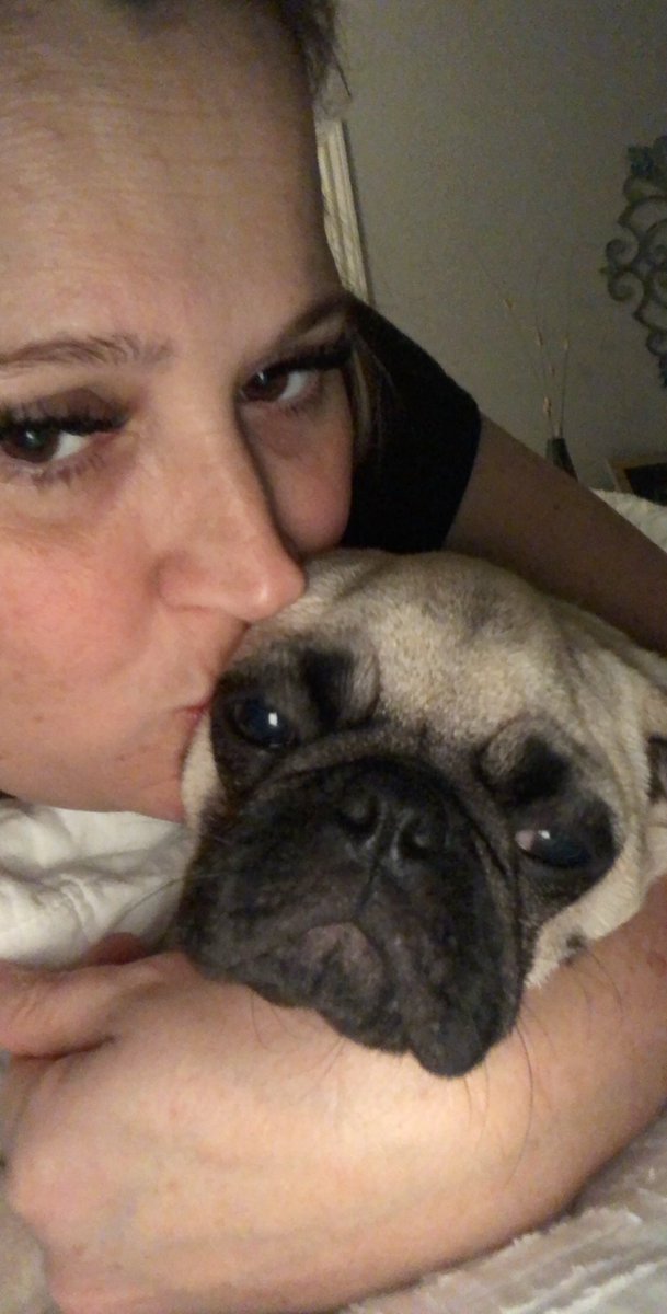 schexnayderhea1's tweet photo. @keeley160 Happy Birthday 🎊🎉 I wish I could have been there. We love you and miss you. I thought you might love looking at their puggie cuteness...They miss and love you also 😘 https://t.co/Oud4xY7aJm