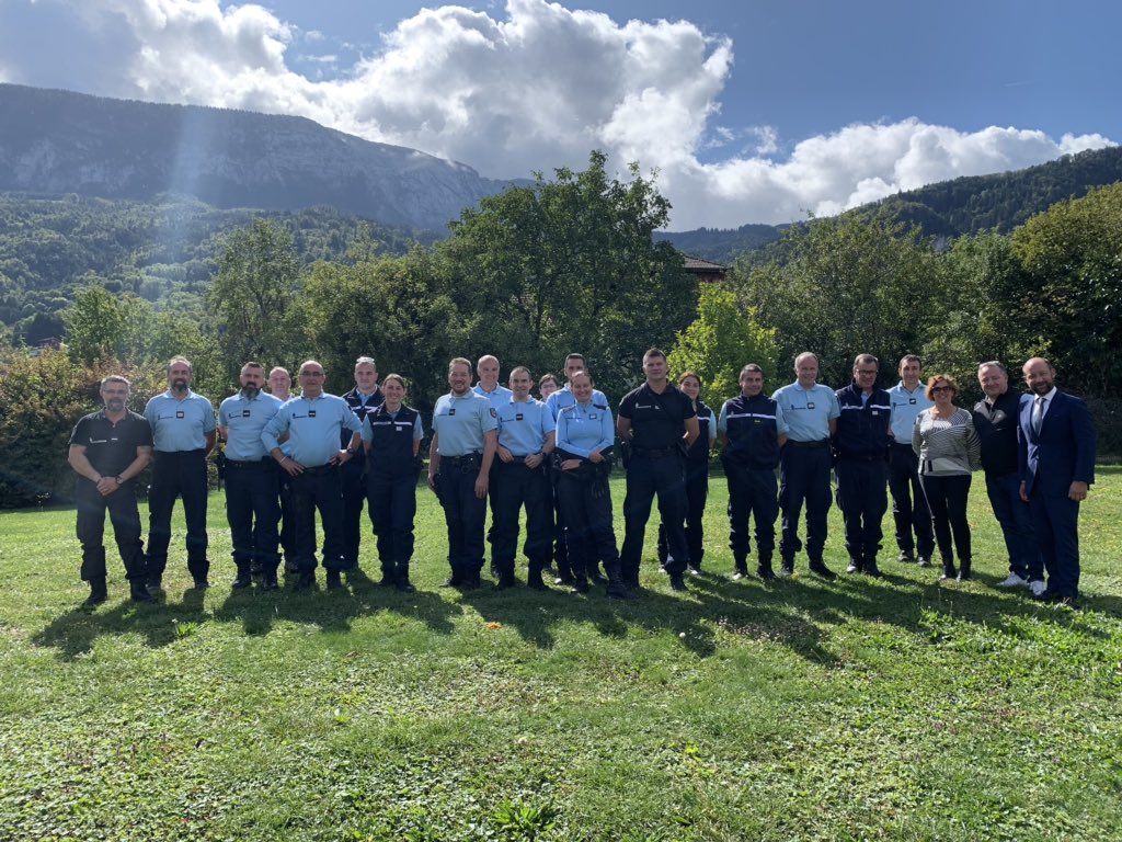 Réunion des commandants de brigade de la <a href="/Gendarmerie_074/">Gendarmerie de la Haute-Savoie</a> à #Marnaz ce lundi 23 septembre.