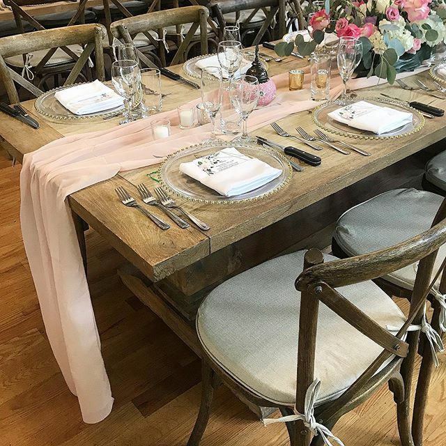 glamlocation's tweet photo. Congratulations to Rym &amp; Frank on their wedding!! https://t.co/D8FV6efTSb