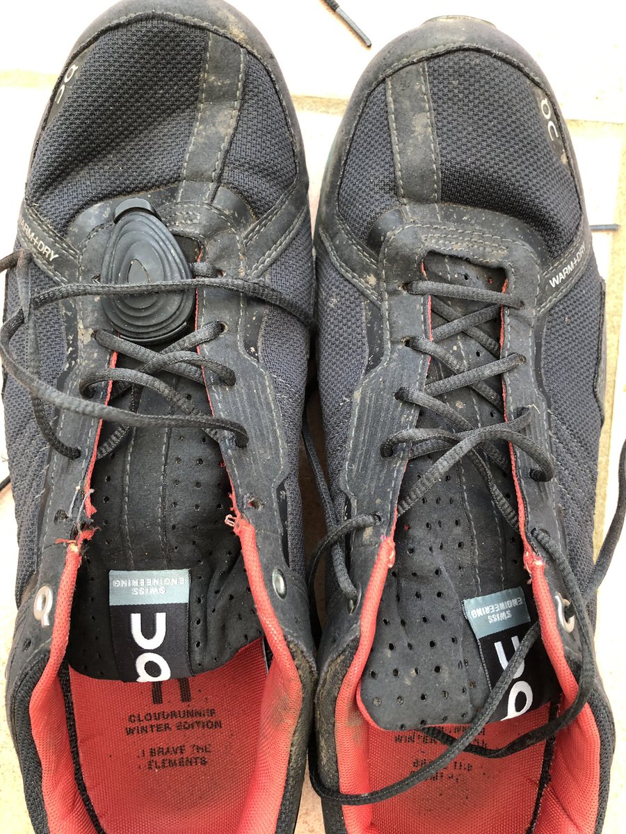 sicarter77's tweet photo. @on_running owned these for a while, but they’ve not done many miles. Lace hole has broken. What chance a repair or replacement? https://t.co/3U1t8ugHVH