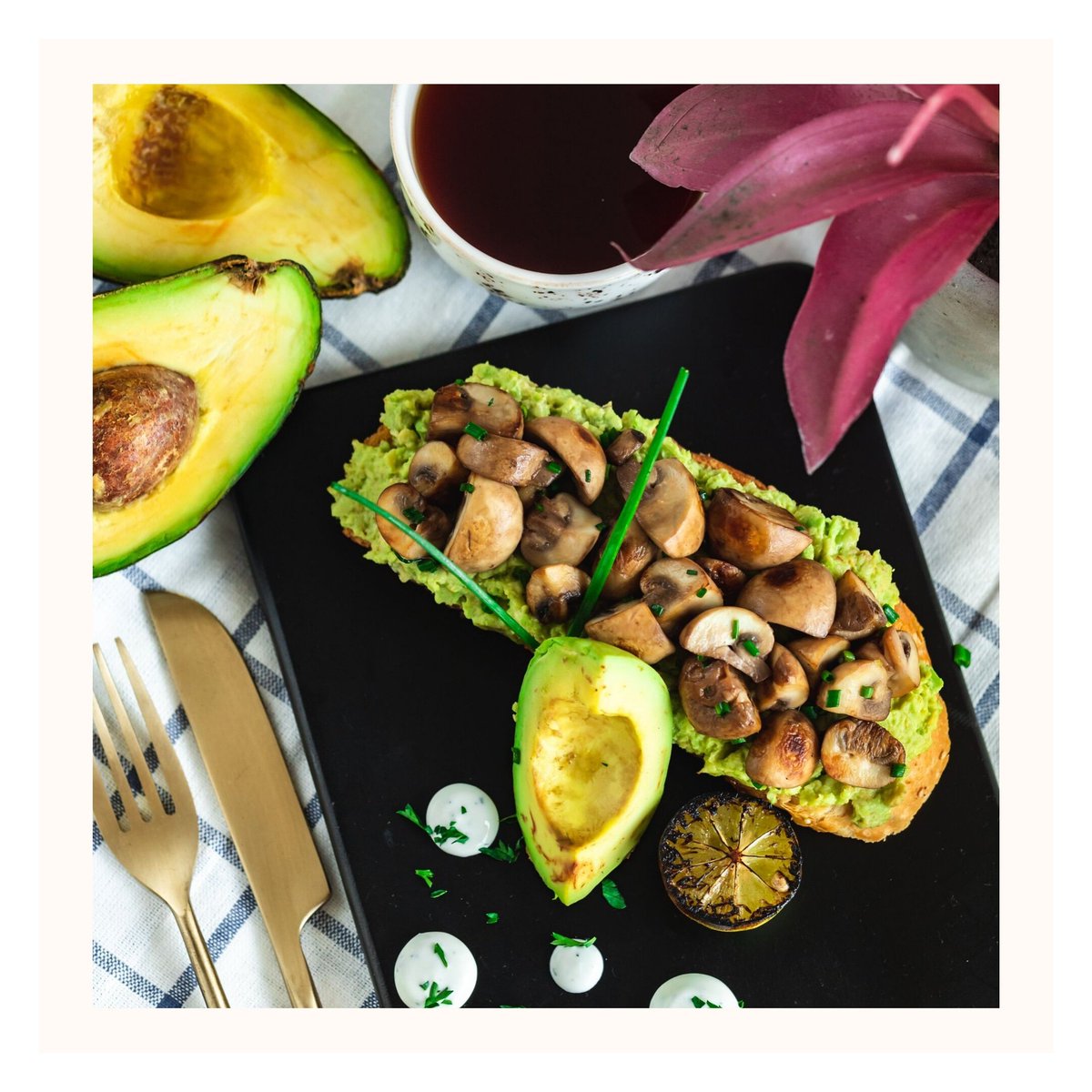 Poetrybylnc's tweet photo. Indulge in the fresh flavors of sauteed mushrooms &amp; avocado made with love #OnlyAtPoetry  

#MumbaiFoodie #Foodie #mumbaifoodlovers #foodofmumbai #mumbaifoodjunkie #mumbaifood #foodholicmumbai #alldaycafe  #cafesofmumbai  #avotoast #avocado #mushrooms #avocadotoast #bruchetta https://t.co/5uURnZWFI7