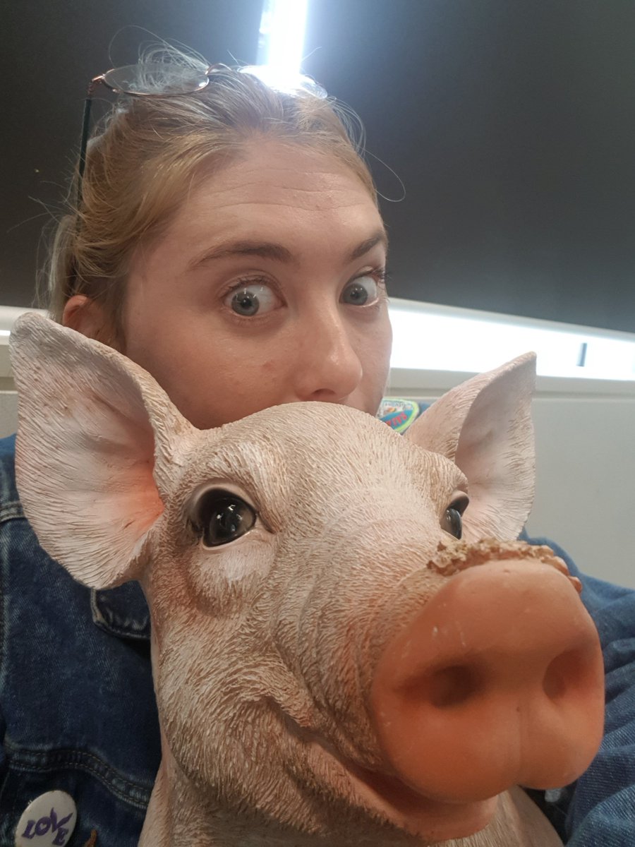 Struthcast's tweet image. Both Cat and Struth take our recaps very seriously... head to the link below to get the down low on last week&apos;s bonus episode!!
struthpodcast.com/post/out-of-bo…