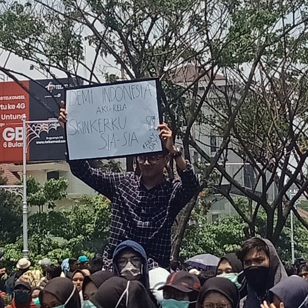 Kumpulan Poster Kocak Demo Mahasiswa Tolak Ruu Kumpulan Poster Kocak Demo Mahasiswa Tolak Ruu
