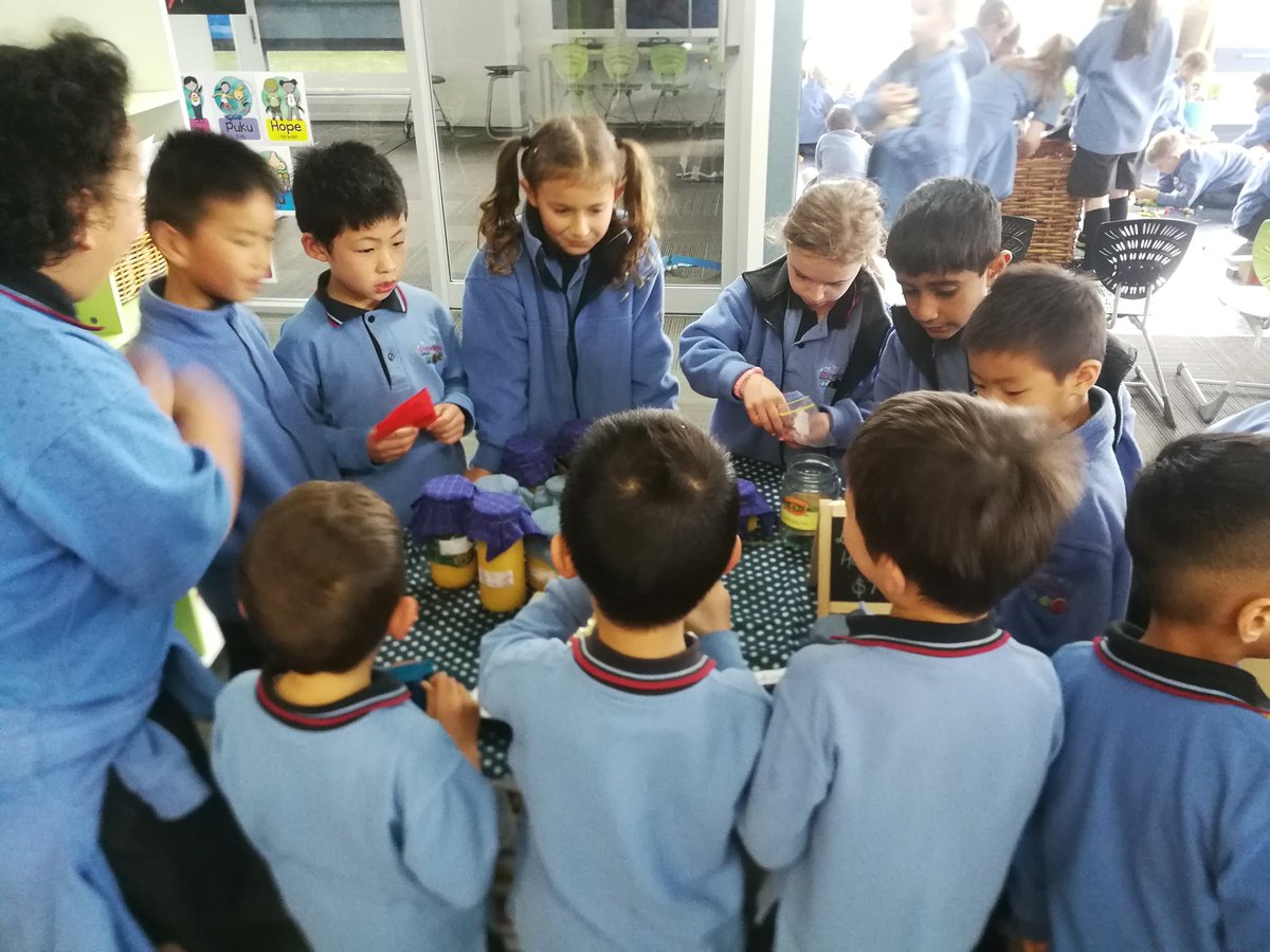 emma_frances12's tweet photo. So proud of hub 7 and 8 today! All their learning coming together to raise money for a great cause π #savetheplanet #sfsbreakingground #buzzinbrains @StonefieldsSch https://t.co/tojq0yKI48