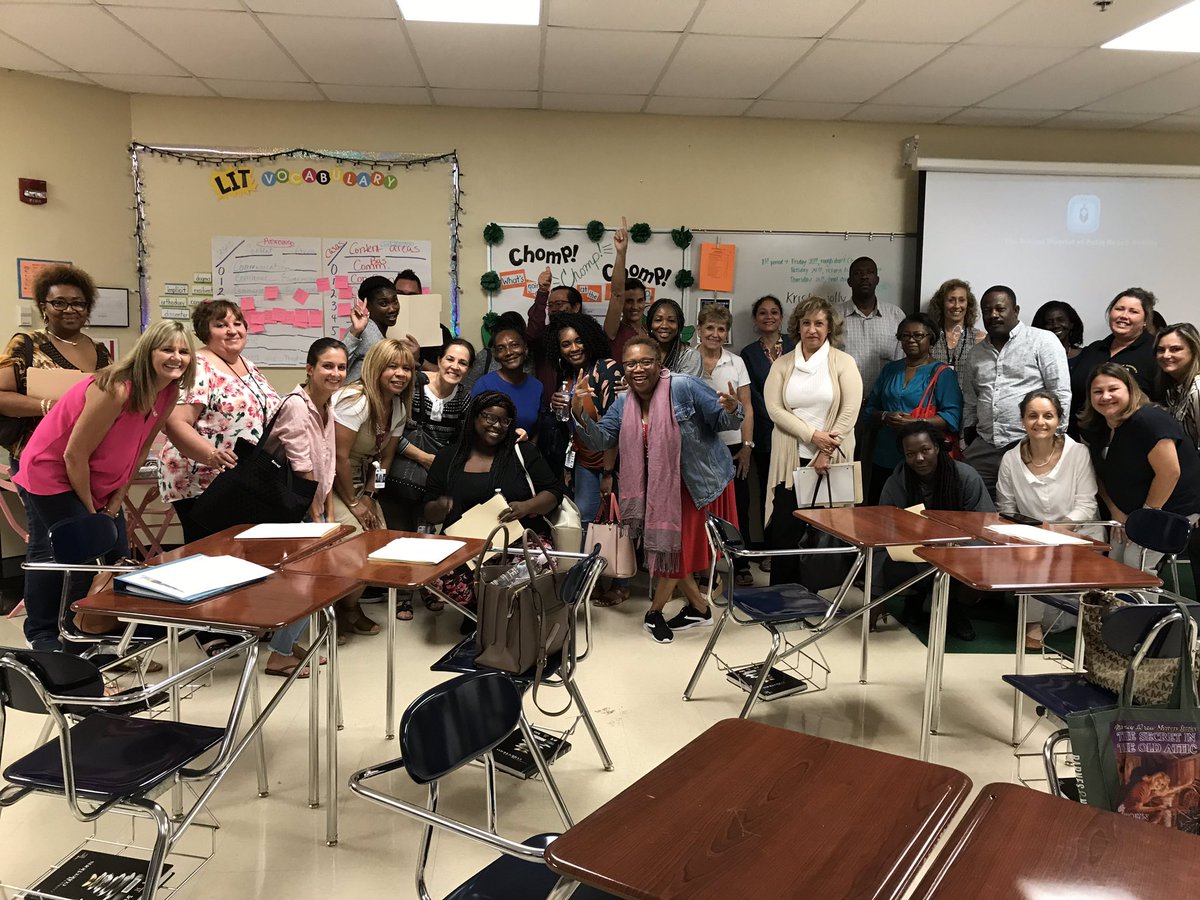wilsonpamelajo's tweet photo. Full house at the North #ESOLRegionalWorkshop last Tuesday. Thank you for hosting Dr. McDade @ PB Gardens CHS ACE. Our #heroes of #Adultedu had a fun time learning how to facilitate #LearnerAutonomyGoals in their adult #ESOL classroom using @CASASsystem TE Reports. @ACEofFlorida https://t.co/q3cm84jyDI