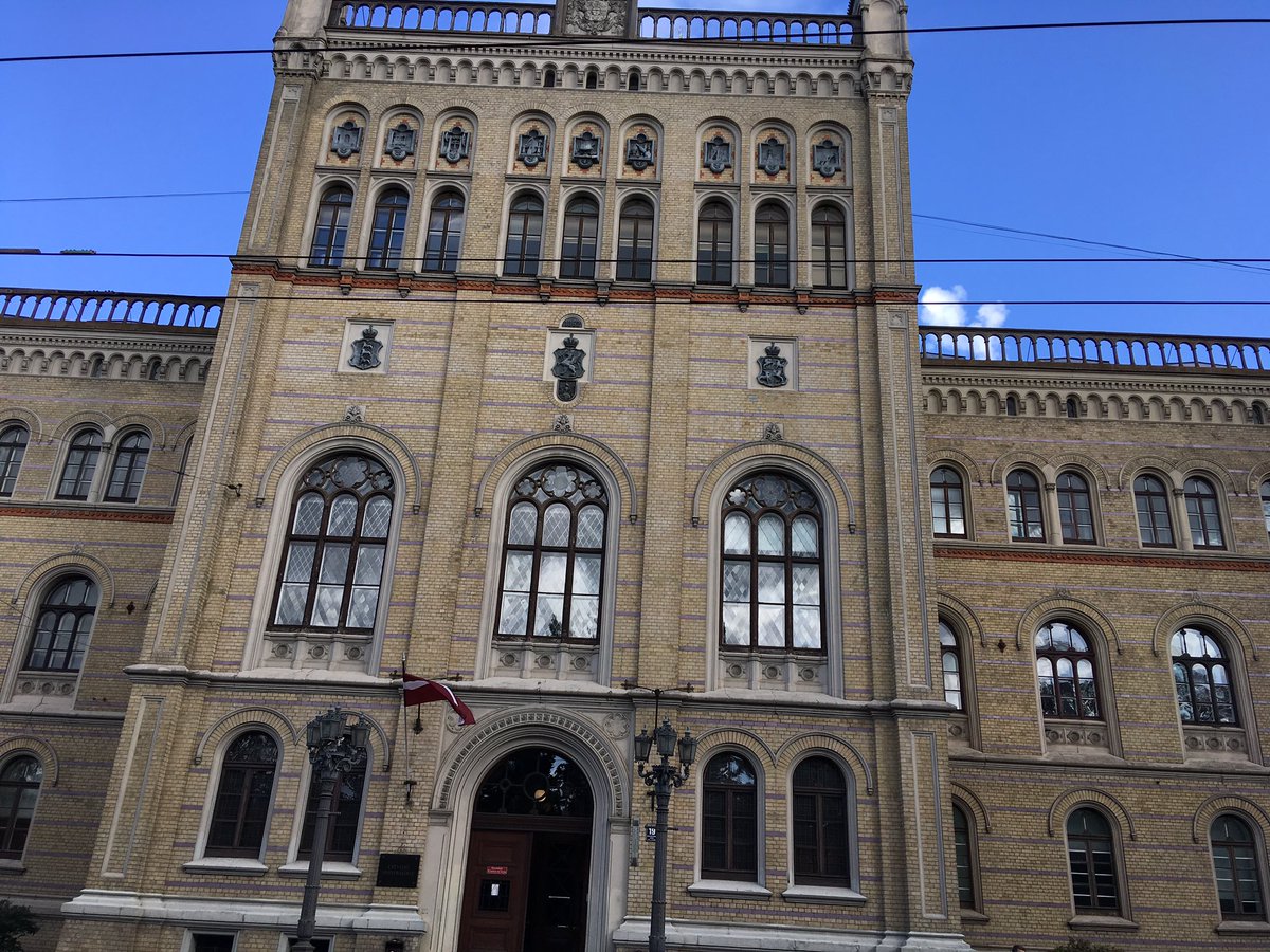 Drsmeeee's tweet photo. Yesterday I lectured at the University of Latvia on interfaith dialogue. Spoke about some of the great work in #Birmingham including @TheFeastProject @FaithFriendsOT and the Birmingham Conversations @cofebirmingham @pres_and_eng https://t.co/ewmgw9Gx6E